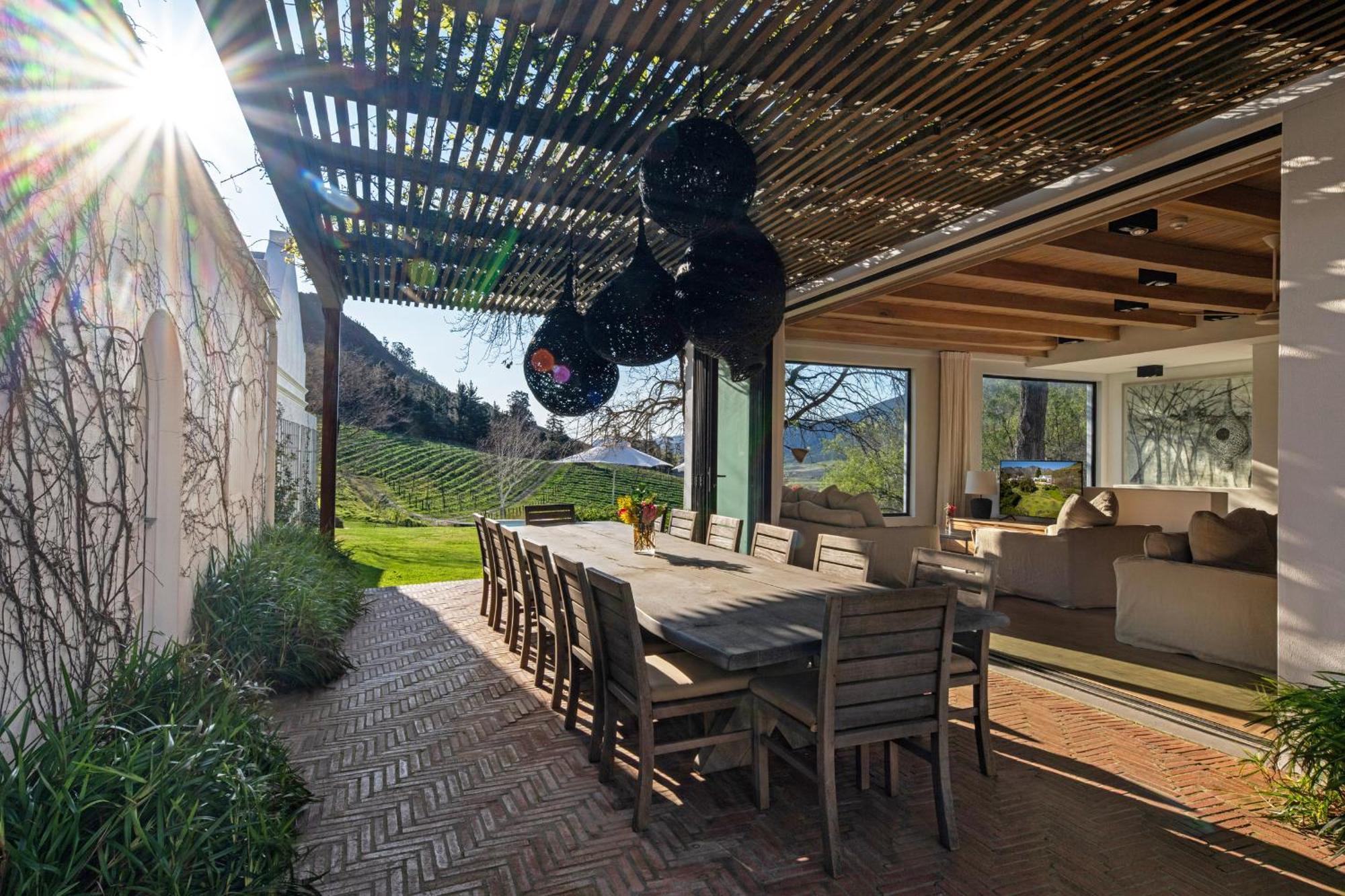 Mont Rochelle Hotel And Vineyard Franschhoek Buitenkant foto